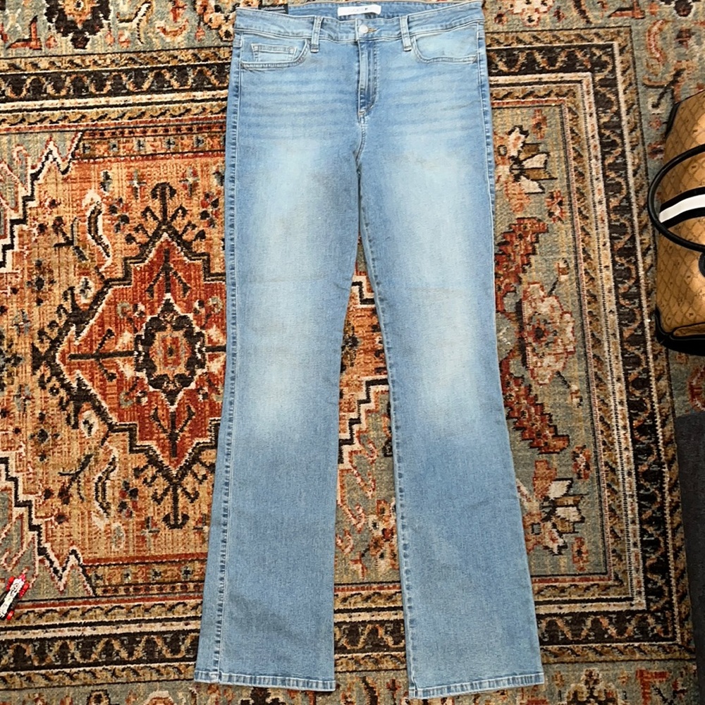Joe’s Jeans Bootcut Jeans